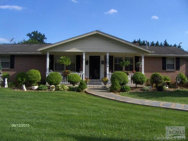 1504 36th Ave Dr Ne, Hickory, NC 28601