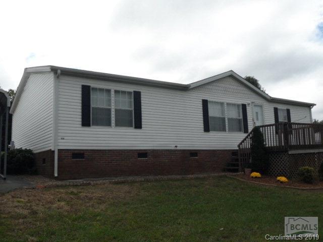 2138 Hunterwood Drive, Hickory, NC 28601