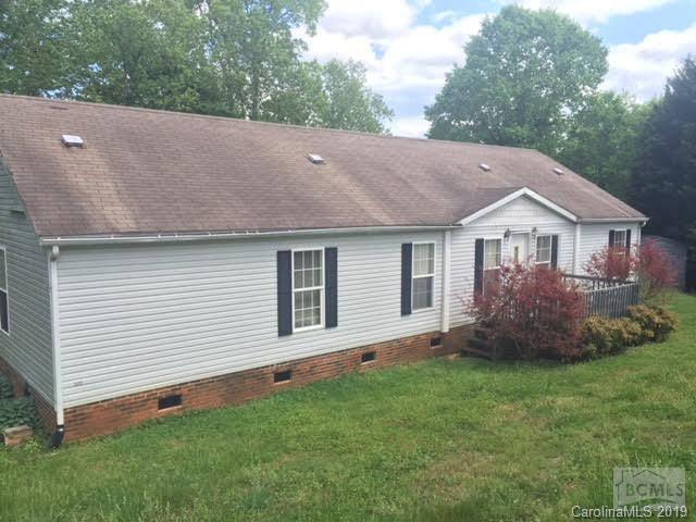 4845 Midway Sand Rd, Hickory, NC 28601