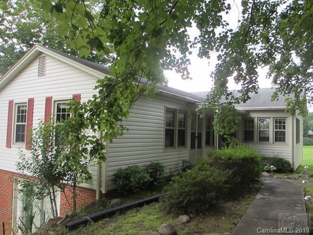 101 Frank St, Rutherford College, NC 28671