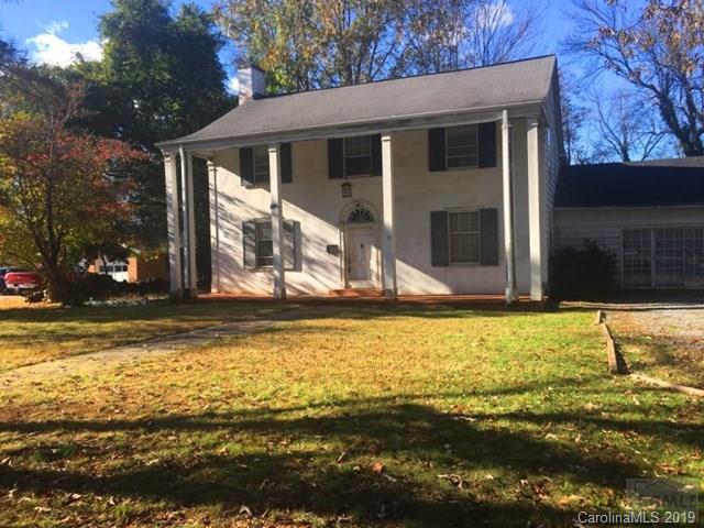 215 Valdese Avenue, Morganton, NC 28655