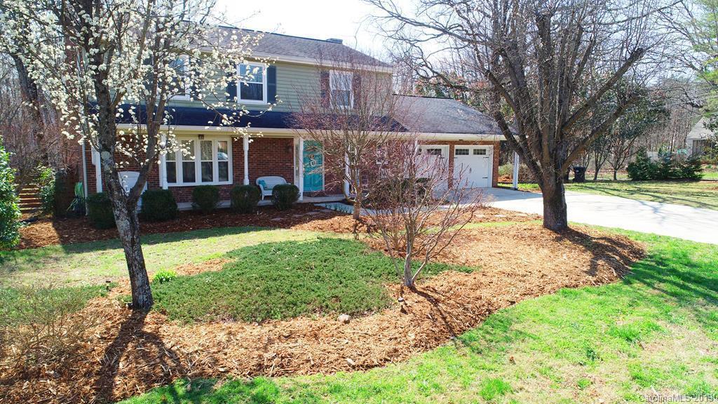 104 Crestlane Drive, Morganton, NC 28655