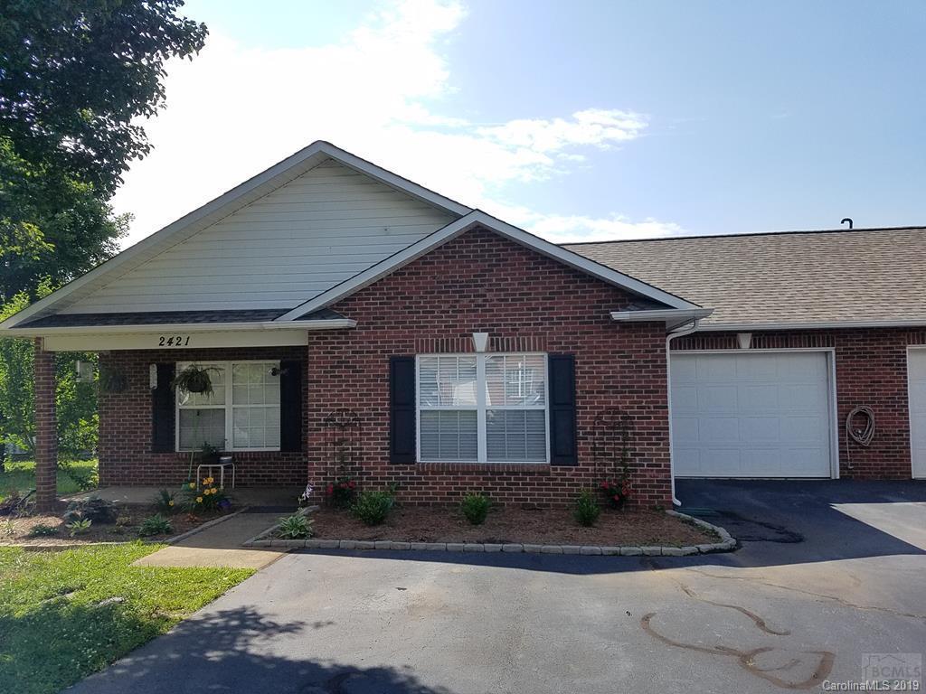 2421 23rd St Dr Ne, Hickory, NC 28601