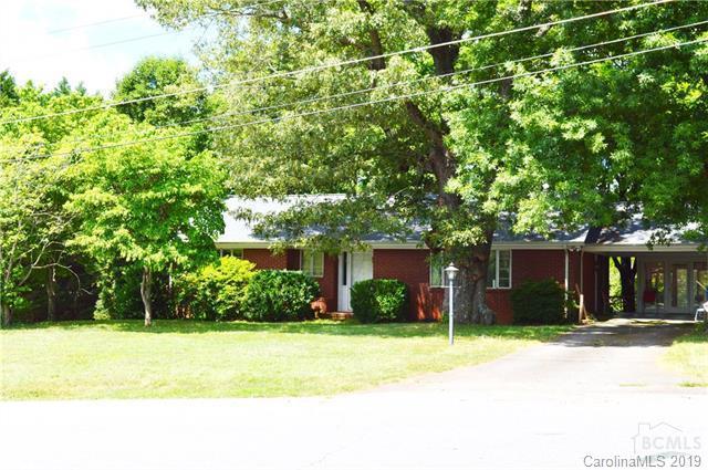 229 19th St Nw, Hickory, NC 28601