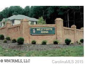208 Bragg Ct., Hendersonville, NC 28792