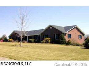 19 Stoneridge Dr., Candler, NC 28715