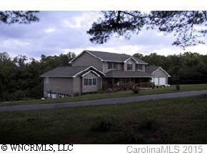 7 Forest Ridge Dr., Weaverville, NC 28787