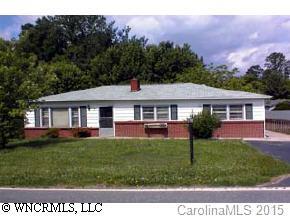 21 Oak Hill Rd., Candler, NC 28715