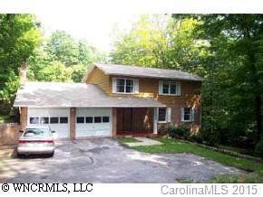 132 Woodlawn Ave., Hendersonville, NC 28791