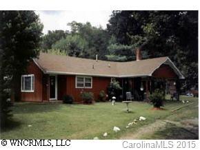 16 Warrens Creek Rd., Candler, NC 28715