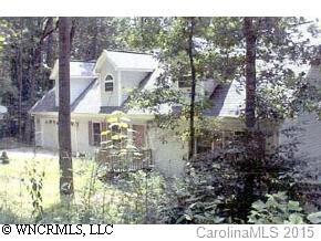148 Willow Bend Ln., Hendersonville, NC 28792