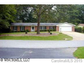 37 South Greenwood Forest Dr., Etowah, NC 28729