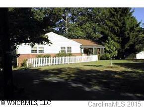 7 Sareva Pl., Asheville, NC 28804