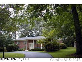 2269 Glenheath Dr., Hendersonville, NC 28791