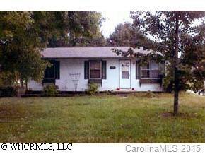 1192 East Brook Dr., Hendersonville, NC 28792