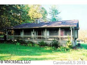 2010 Oxford Dr., Hendersonville, NC 28792