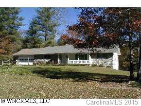 160 Broyles Rd., Hendersonville, NC 28791