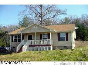33 Landon Ln., Fletcher, NC 28732
