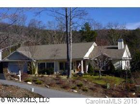 3 Ridgemont Dr., Weaverville, NC 28787