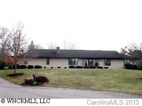 11 Pine Meadows Dr., Asheville, NC 28804