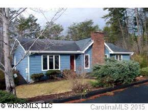 77 Red Oak Ln., Asheville, NC 28801