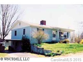 338 Oak Hill Rd., Candler, NC 28715