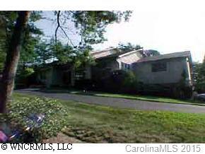 2 Manor Way, Weaverville, NC 28787