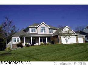4 Ridgemont Dr., Weaverville, NC 28787