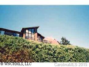 137 Country Ridge Rd., Hendersonville, NC 28739
