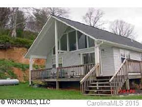 71 Maple Grove Ln., Burnsville, NC 28714