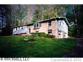 82 Woodbury Rd., Asheville, NC 28804