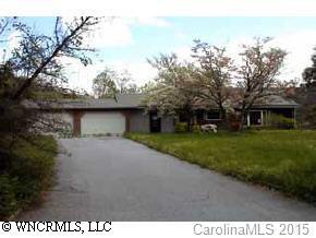 581 Howard Gap Rd., Hendersonville, NC 28792