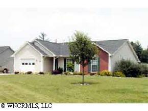 441 Glensprings Dr., Fletcher, NC 28732