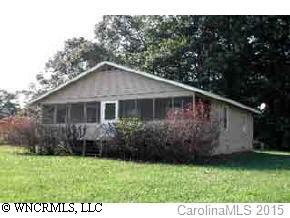 113 Holly Tree Cir., Hendersonville, NC 28792