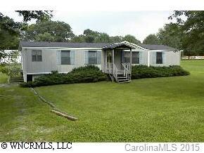 303 Little Meadows Ln., Horse Shoe, NC 28742