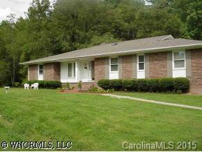 23 Old Homestead Rd, Hendersonville, NC 28739