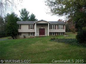 2400 Glenheath Dr., Hendersonville, NC 28791