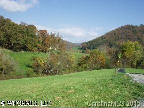 40 Boone`s Farm Rd., Candler, NC 28715