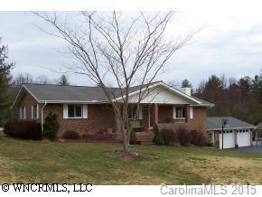 111 Roberts Ridge Drive, Etowah, NC 28729