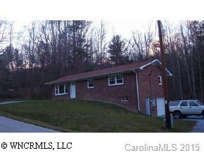 33 Mcminn Road, Hendersonville, NC 28792