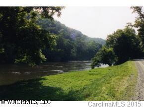 2101 Roses Branch Rd., Burnsville, NC 28714