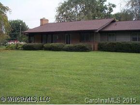 12 Moland Dr., Etowah, NC 28729