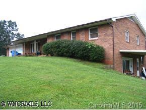 882 Queentown Road, Canton, NC 28716