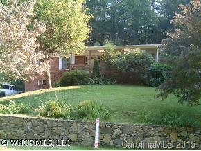 560 Pinewood Drive, Waynesville, NC 28786