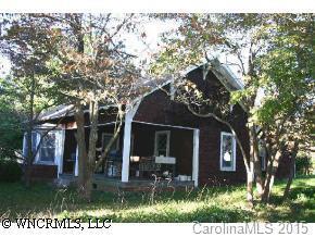 29 Lower Crest Street, Tuxedo, NC 28790