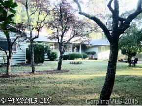 326 Fairlane Rd, Lynn, NC 28750