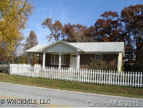 922 Mid Allen Rd., Hendersonville, NC 28792