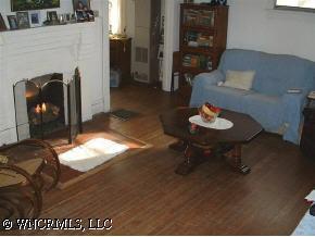 54 Fulton St., Asheville, NC 28801