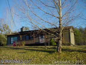 2 Briarwood Dr., Weaverville, NC 28701