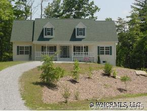 95 Deer Hollow Lane, Tuxedo, NC 28784